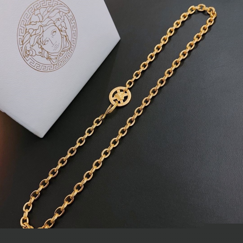 VERSACE